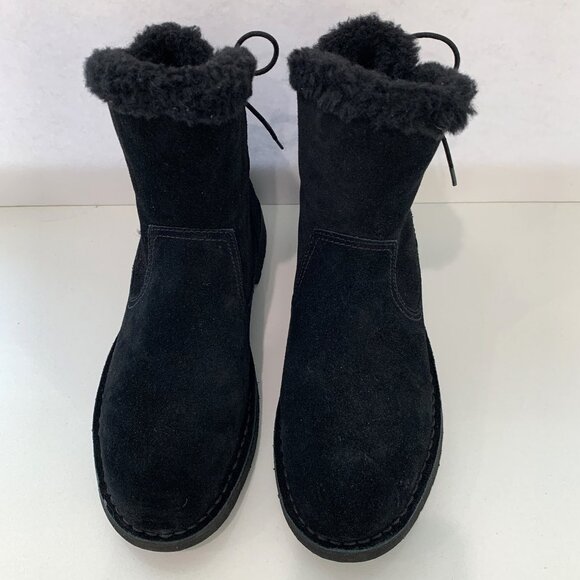 UGG Naiyah Boots Sheepskin Leather Booties Back Lace-Up Black Size 8 NEW - Picture 4 of 7